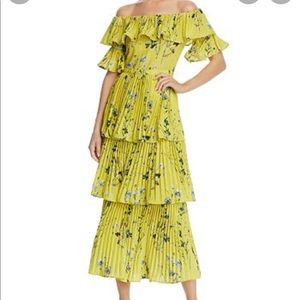 Aqua - pleated tired maxi